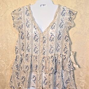 Crave Fame White and Black Ruffled Sleeveless Blouse